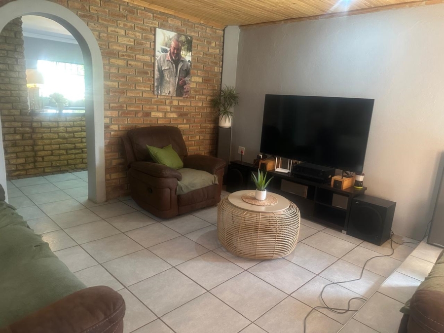 To Let 3 Bedroom Property for Rent in Boschfontein A H North West
